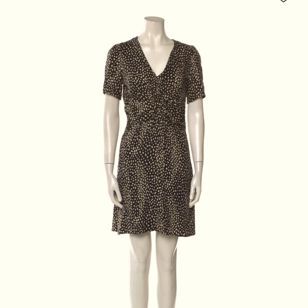 MAJE beautiful mini dress with POCKETS!! V neck front